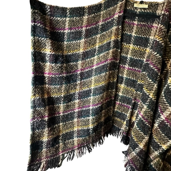 Boyne Valley Weavers Plaid Wool Fringed Shawl Handcrafted in Ireland Womens OS - Picture 4 of 11